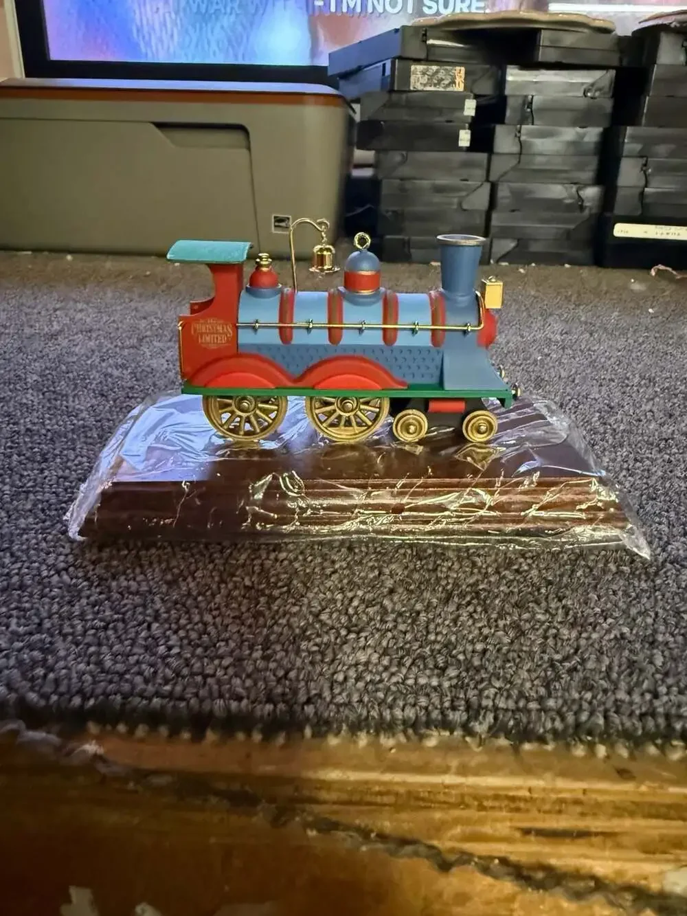 1990 Hallmark Keepsake Ornament Collector's Club Christmas Limited Locomotive Tr
